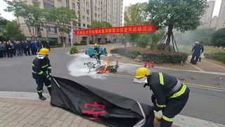 激しいEV火災にどう対処するか?